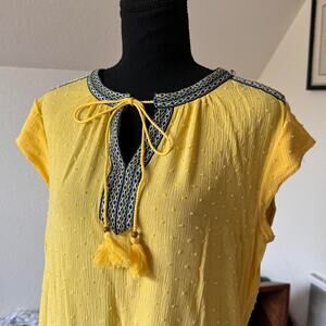 black rainn Yellow swiss dot tasseled blouse flowy embroidered lightweight sz L